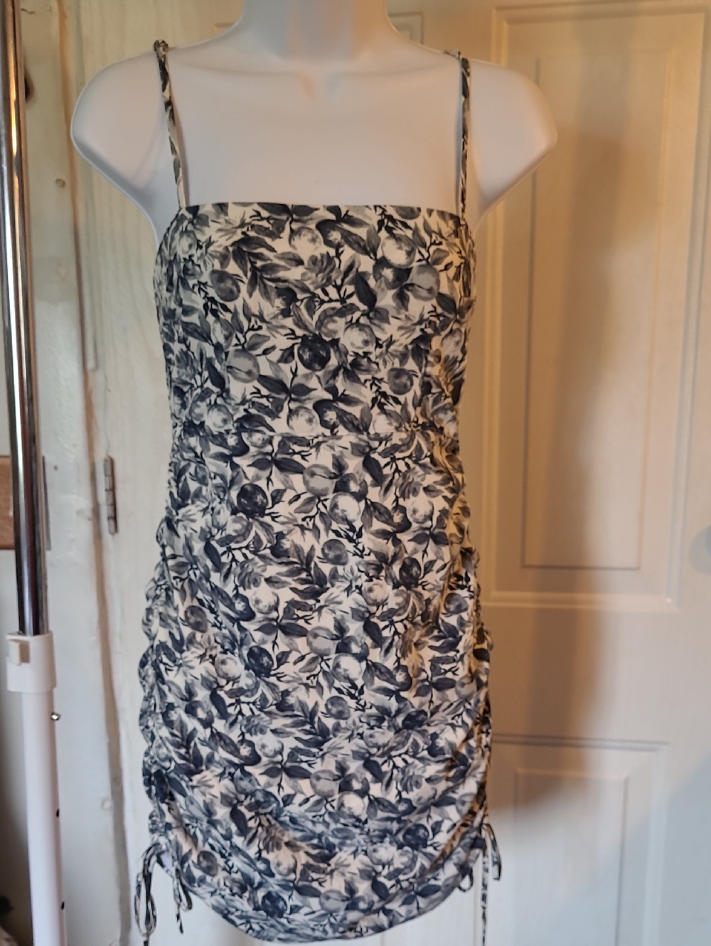 Abercrombie & Fitch Black and White Floral Ruched Spaghetti Strap Mini Dress